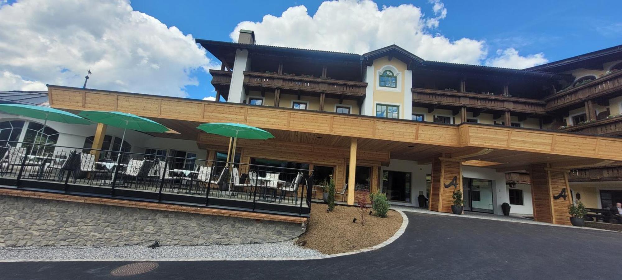 Wellness & Sporthotel Alpenhof Ehrwald Exterior photo