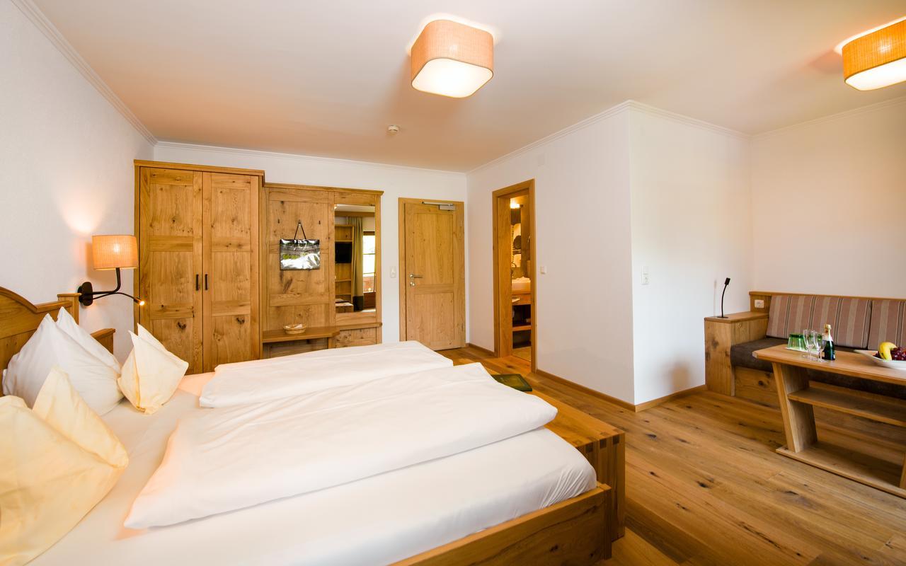 Wellness & Sporthotel Alpenhof Ehrwald Exterior photo